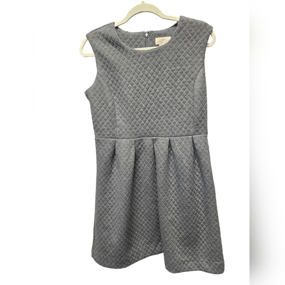 Ann Taylor LOFT Petite Gray Quilted Sleeveless Fit Flare Dress - Size MP